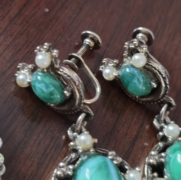 Sold - Picture 3 of 4